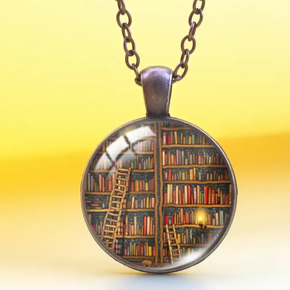 BIBLIOPHILE NECKLACE Ashlen